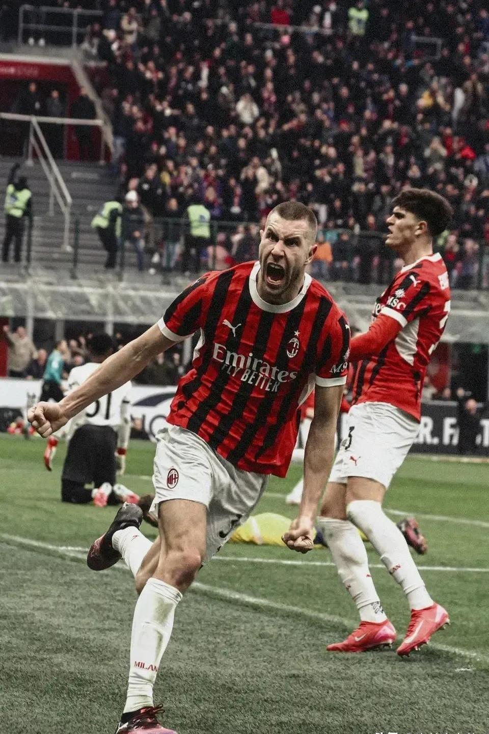 帕尔马对决沙佩科恩斯，争夺保级关键之战