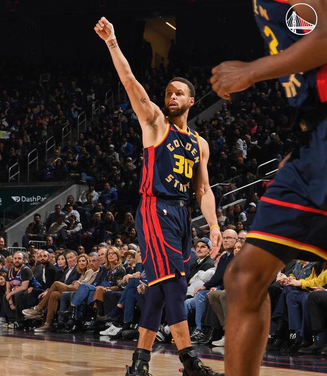 关于库里爆冷击败热火，官方发布新规震惊全场！的信息